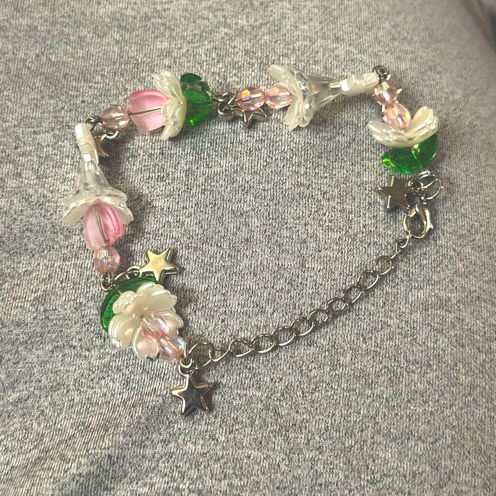 Summer flowers bracelet